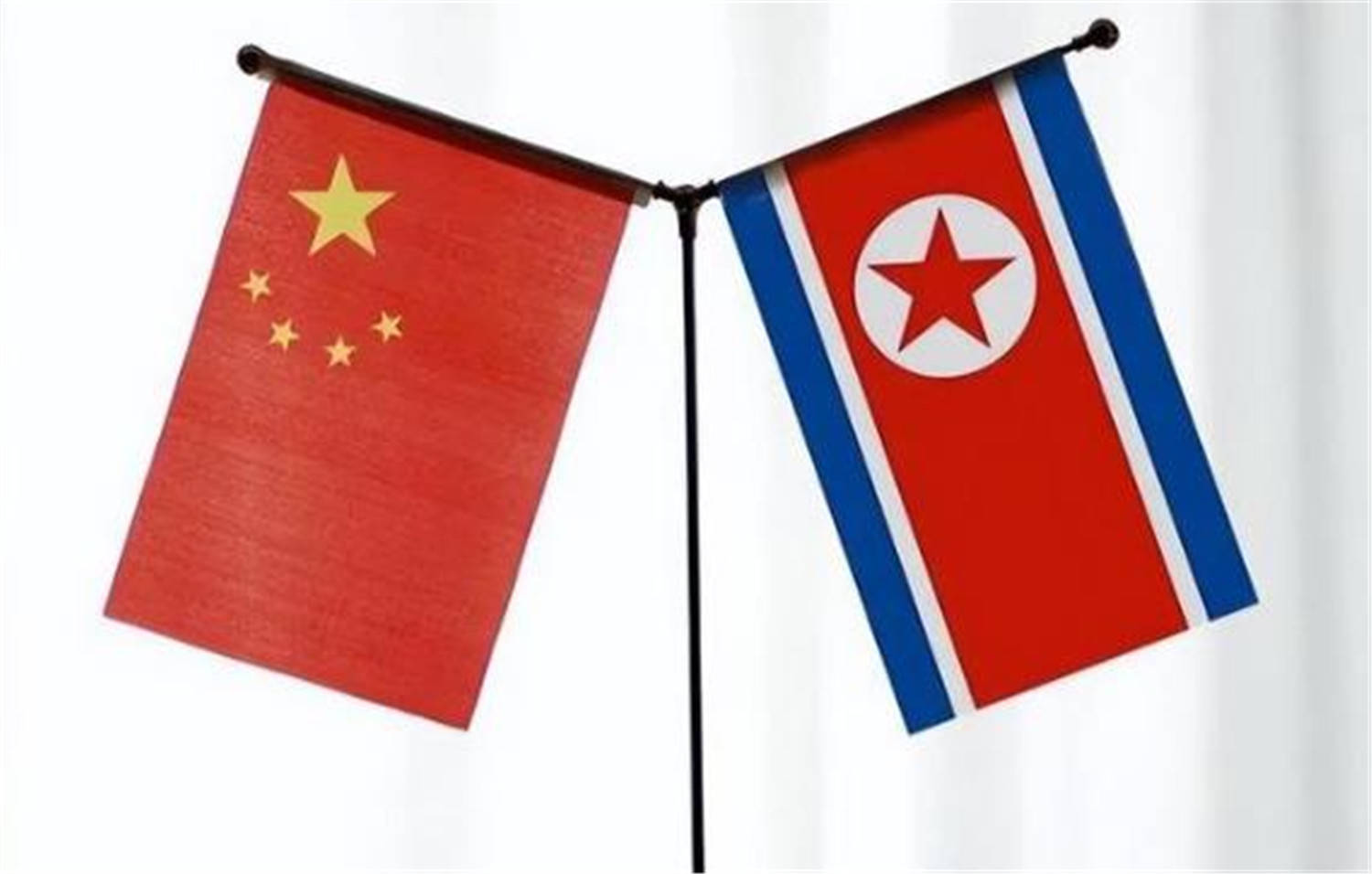 金正恩访华之前，特意带着花去了一个地方，中国人一看，热泪盈眶